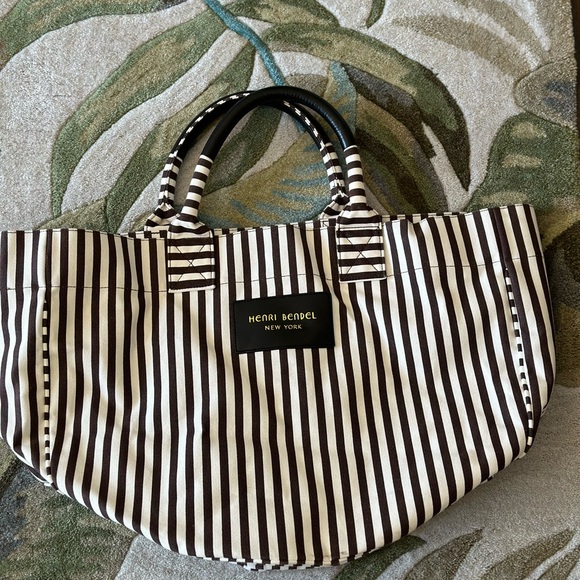 Henri Bendel Striped Weekender X-Large Tote NWOT - Picture 6 of 15